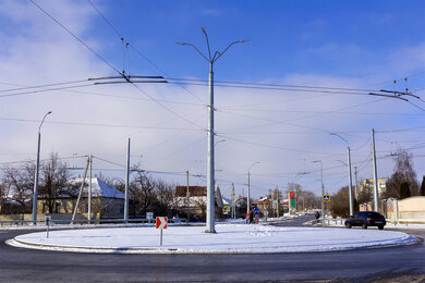Kontaktlīnijas stabi